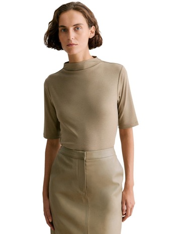 Clove colour