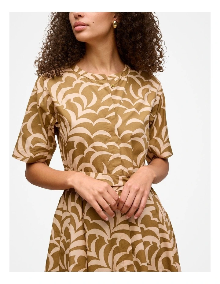 Fern Leaf Poplin Short Sleeve Dress in Golden Brown image 4