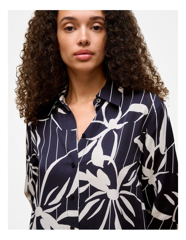 Floral Stripe Twill Shirt in Night Sky image 3