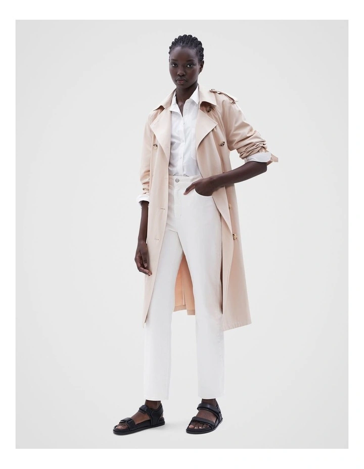 Trench Coat in Hazeulnut image 2