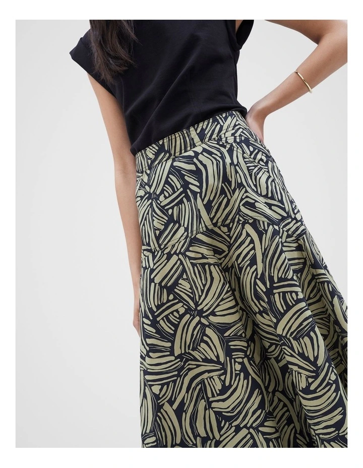 Abstract Print Midi Skirt in Black Pattern image 4