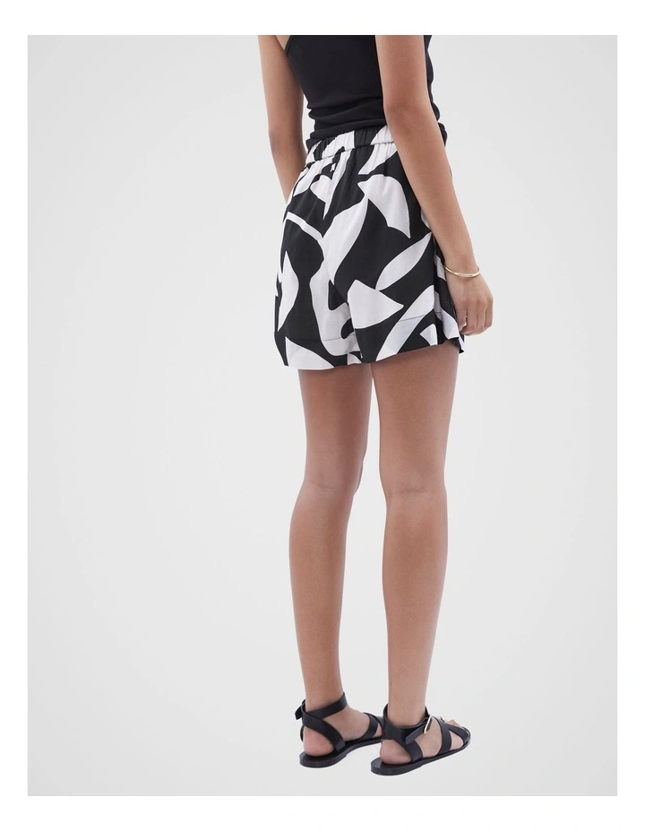 Geo Resort Short in Assorted image 3