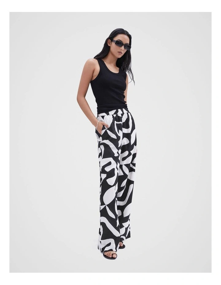 Geo Resort Pant in Assorted image 2