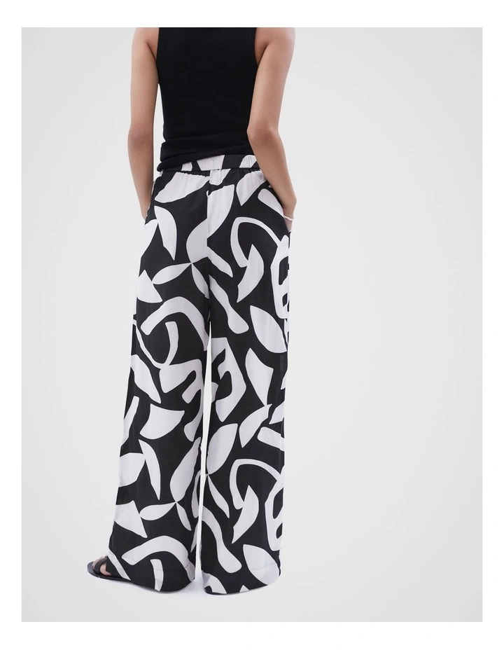 Geo Resort Pant in Assorted image 3