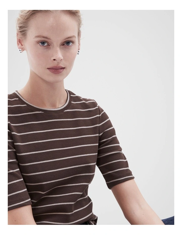 The Essential Ribbed Tee in Chocolate image 4