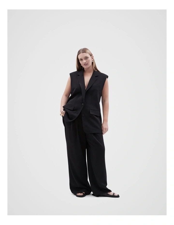 Tailored Wide Leg Pant in Black image 7