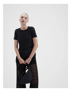 Linen Blend Fitted Tee in Black