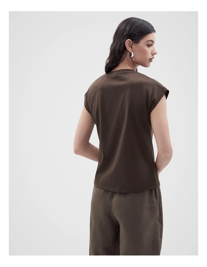 Short Sleeve Tee in Chocolate image 2