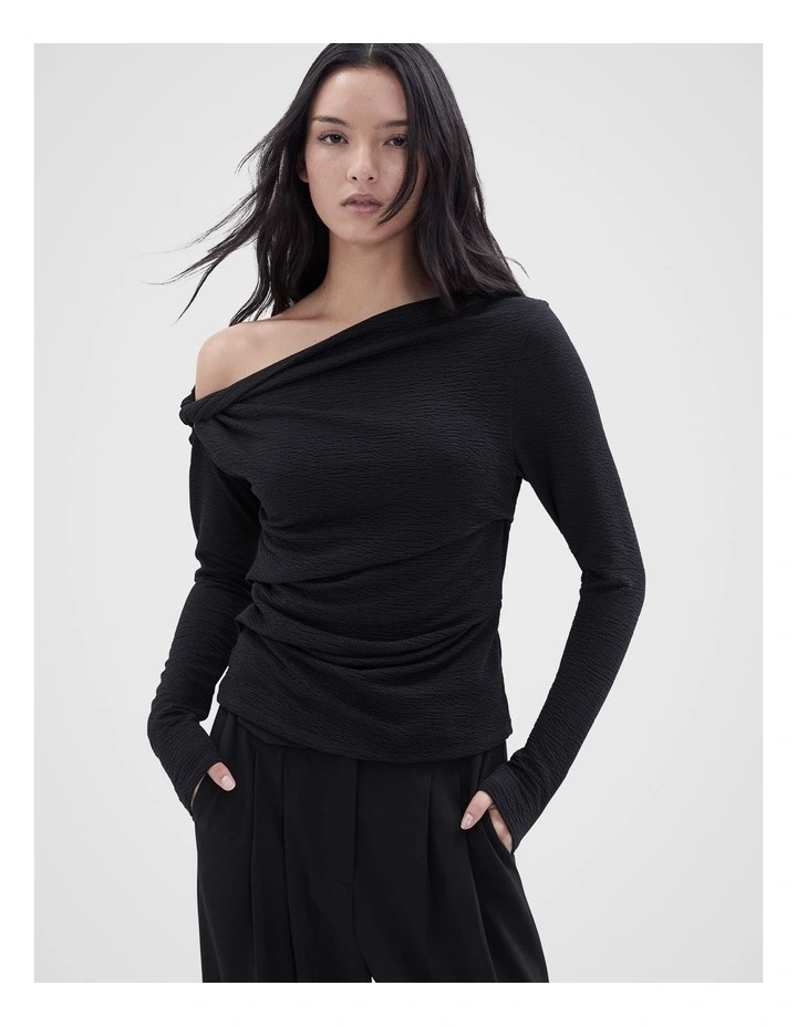 Textured Long Sleeve Top in Black image 1