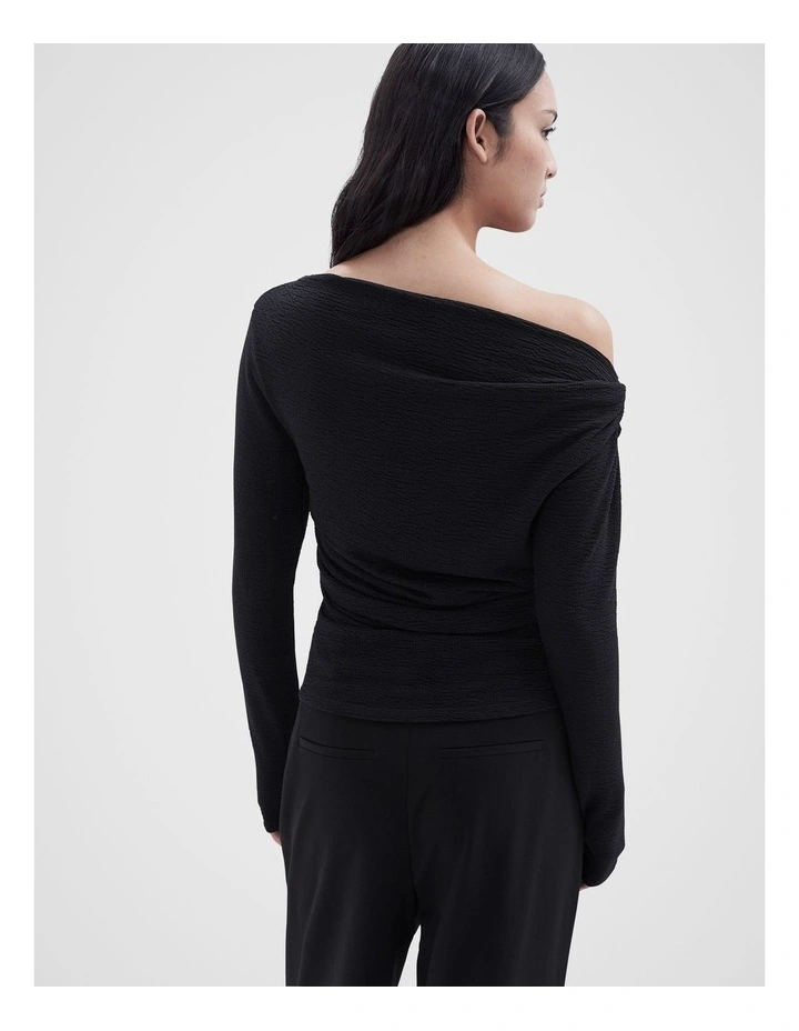 Textured Long Sleeve Top in Black image 2