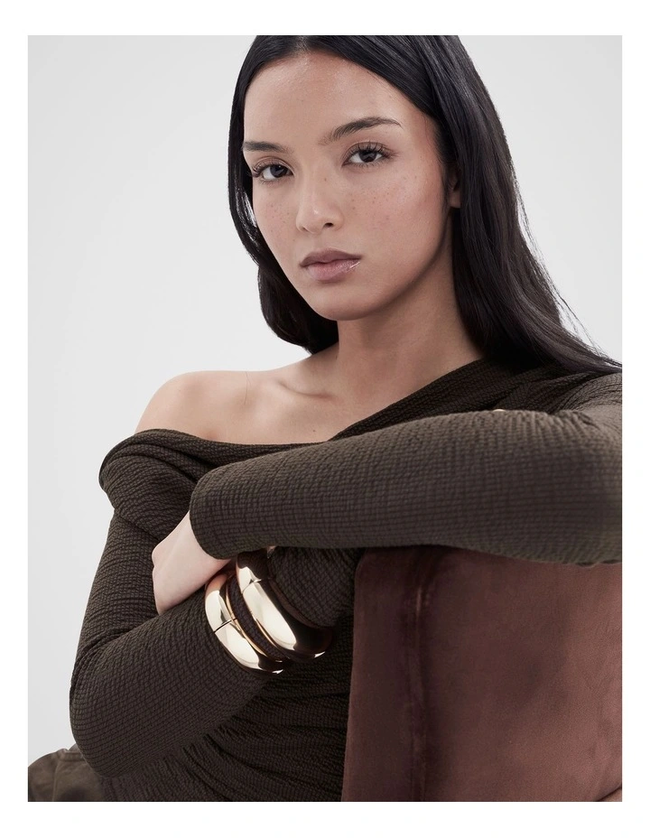 Textured Long Sleeve Top in Brown image 3