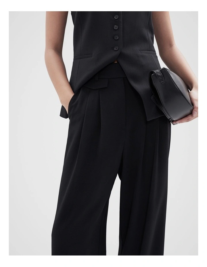 Tailored Pleat Front Pant in Black image 3