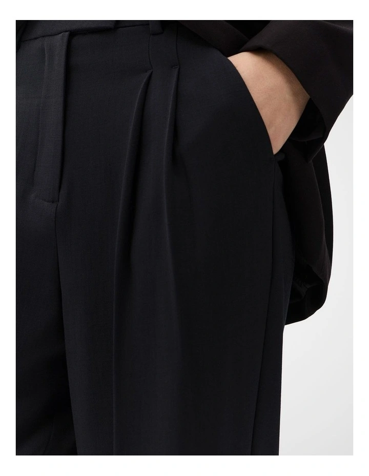 Tailored Pleat Front Pant in Black image 4