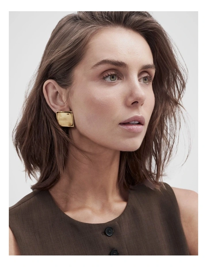 Ayla Earrings in Gold image 2