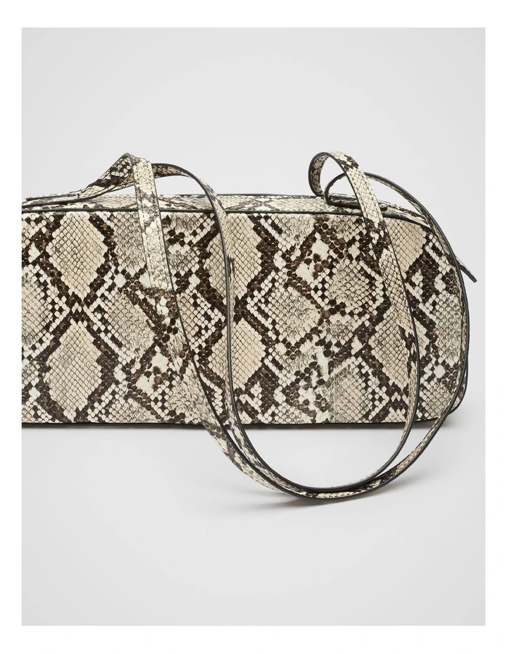 Alexa Shoulder Bag in Brown image 3