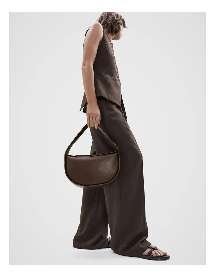 Indi Hobo in Black image 4