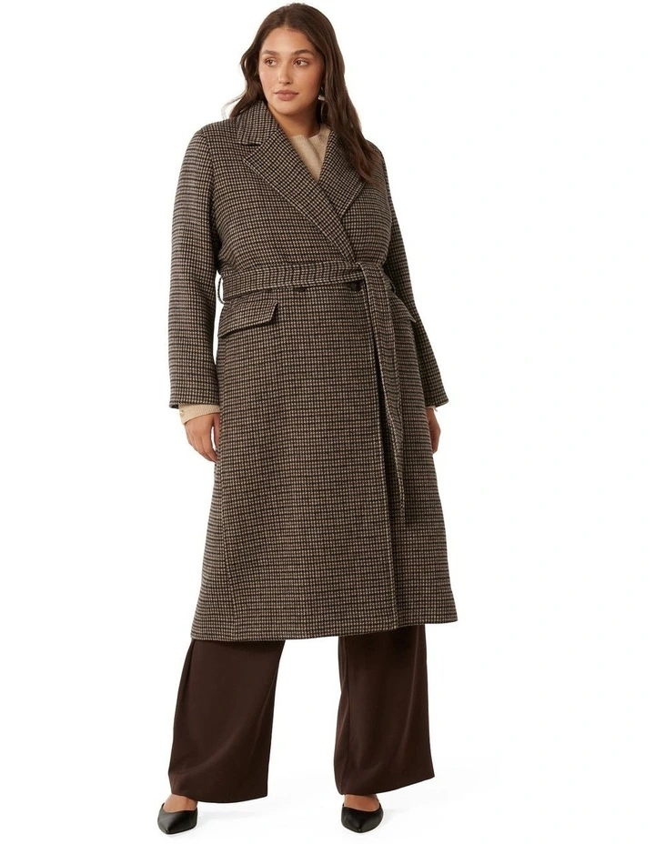 Oscar Curve Check Coat in Brown image 6