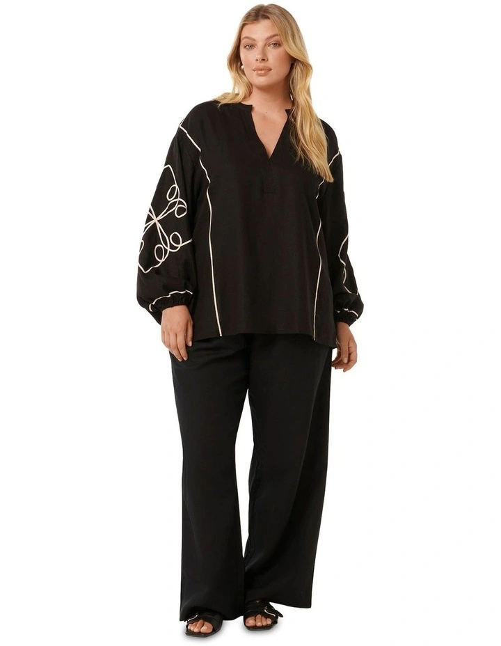 Claude Applique Detail Top in Black image 5