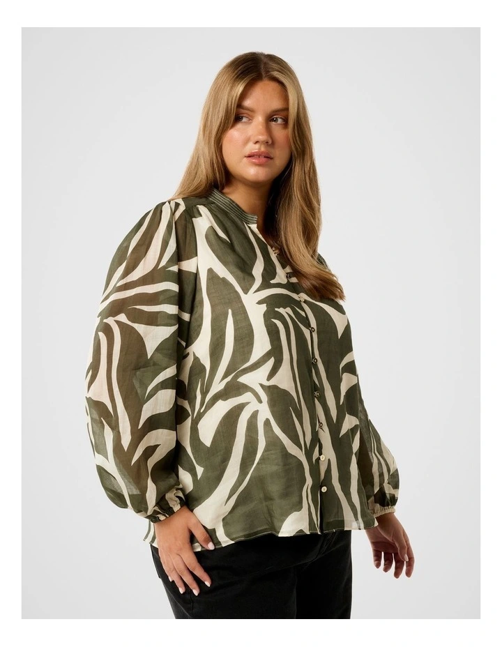 Adaline Ramie Blouse in Green image 3