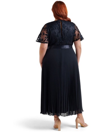 Plus Size Dresses | Formal, Casual 