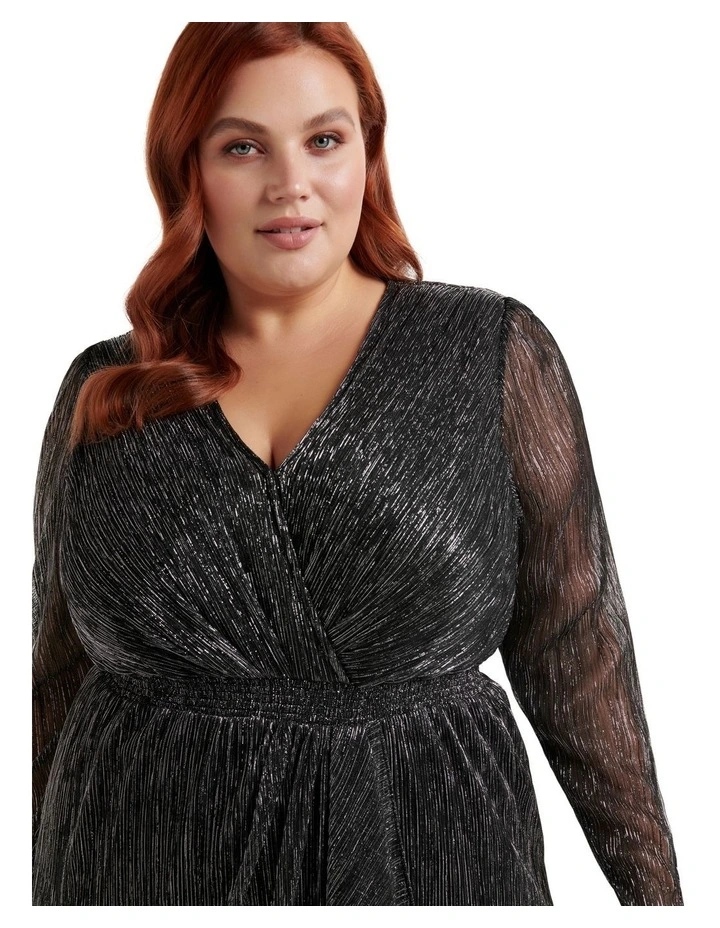 Izzy Plisse Midi in Black image 4
