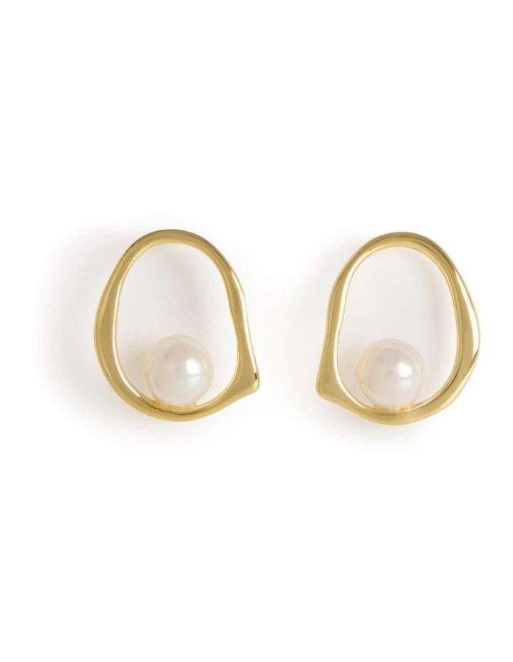 Charlotte Earring in Gold image 1