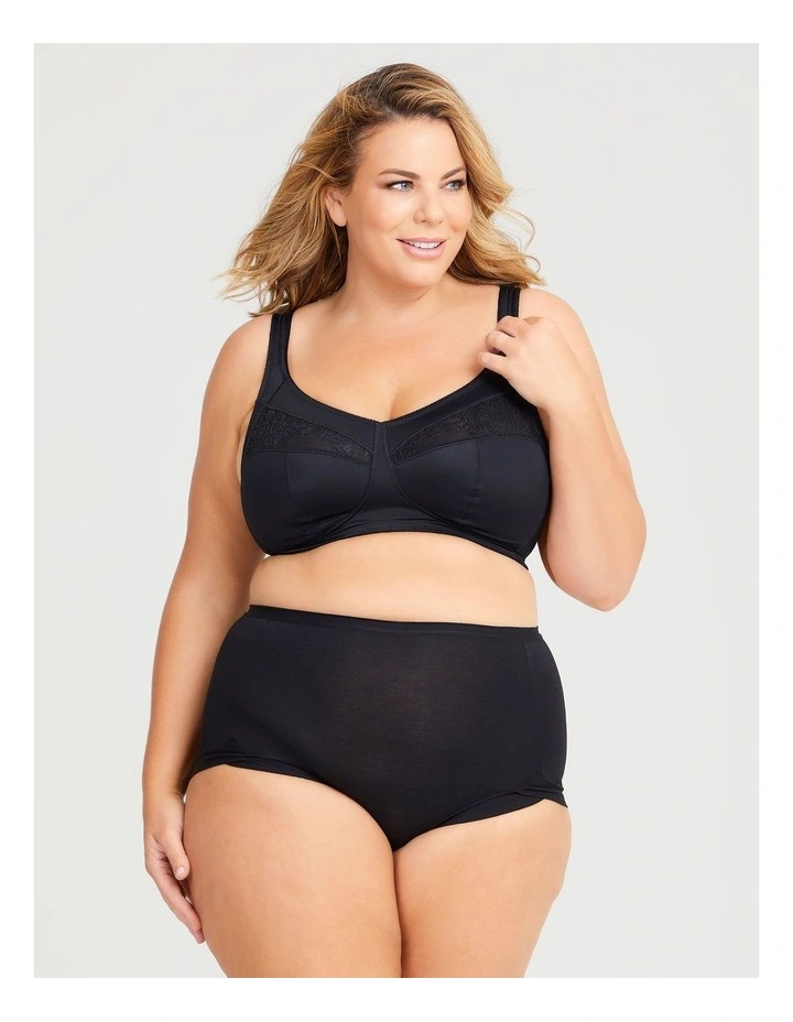 Wirefree Lace Comfort Bra in Black image 3