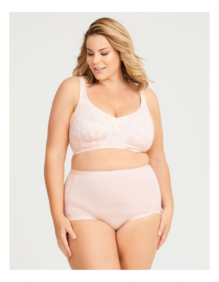 Wirefree Lace Comfort Bra in Pink image 3