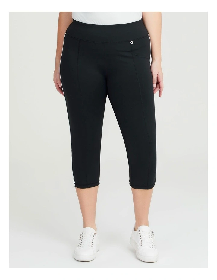 Active Back Split Hem Legging in Black image 3
