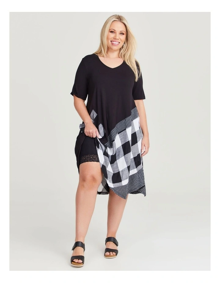 Adriana Check Bamboo Dress in Black/White image 6