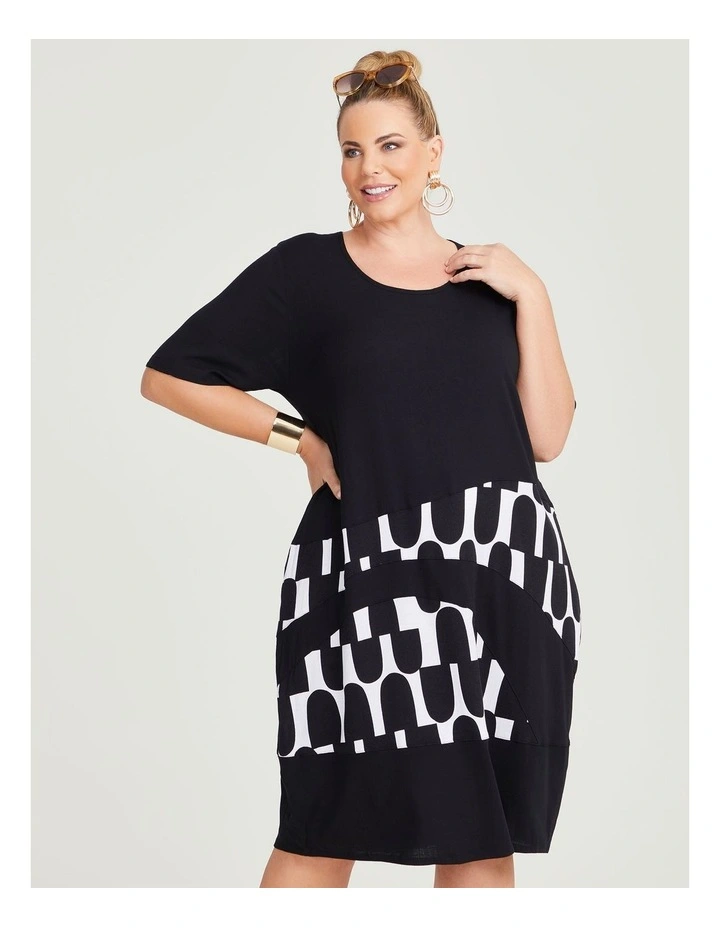 Spliced Natural Tulip Dress in Black White Print image 3