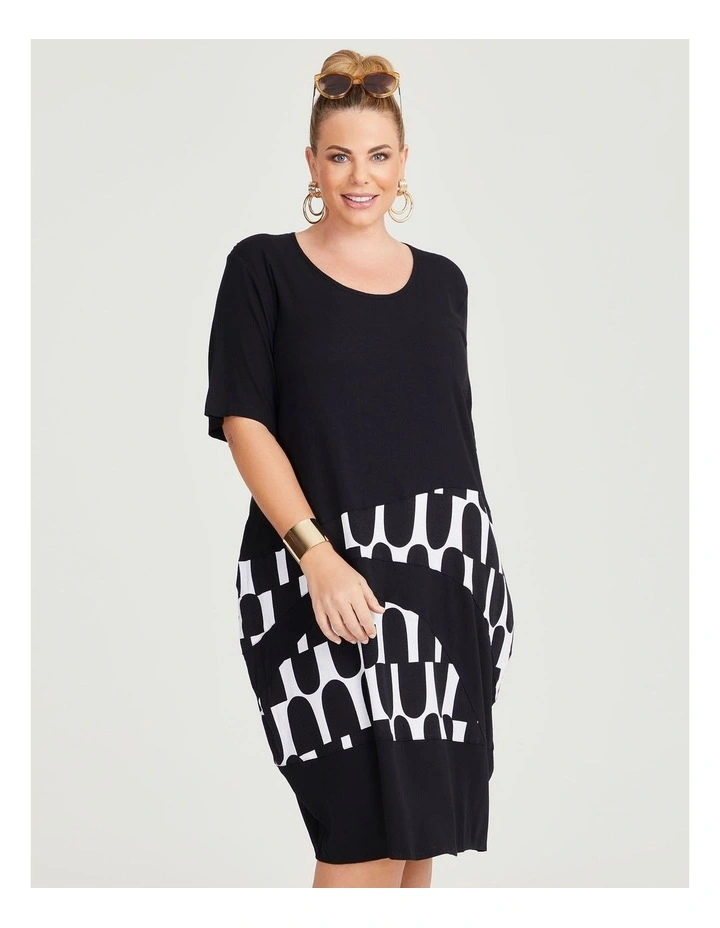 Spliced Natural Tulip Dress in Black White Print image 4