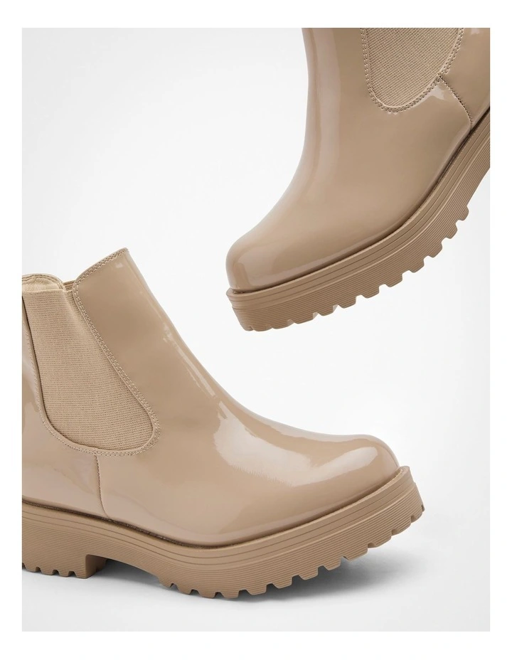 Patent Chelsea Gusset Boot in Taupe image 6