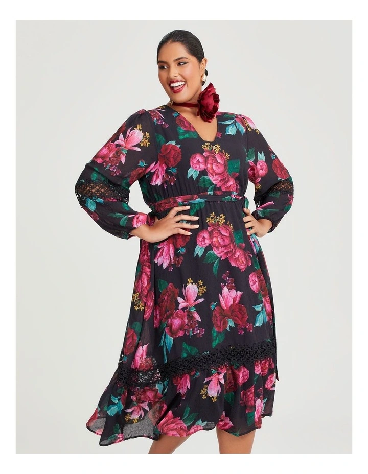 Yarra Chiffon Midi Dress in Red Floral\t image 4