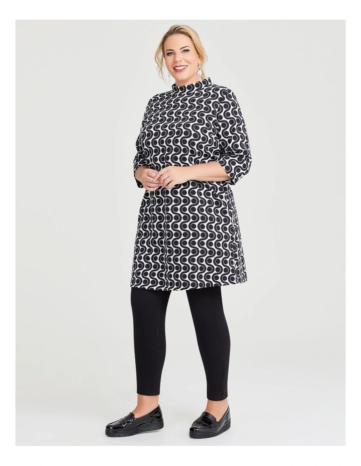 Stretch Geo Pull On Dress in Black/Vanilla image 4