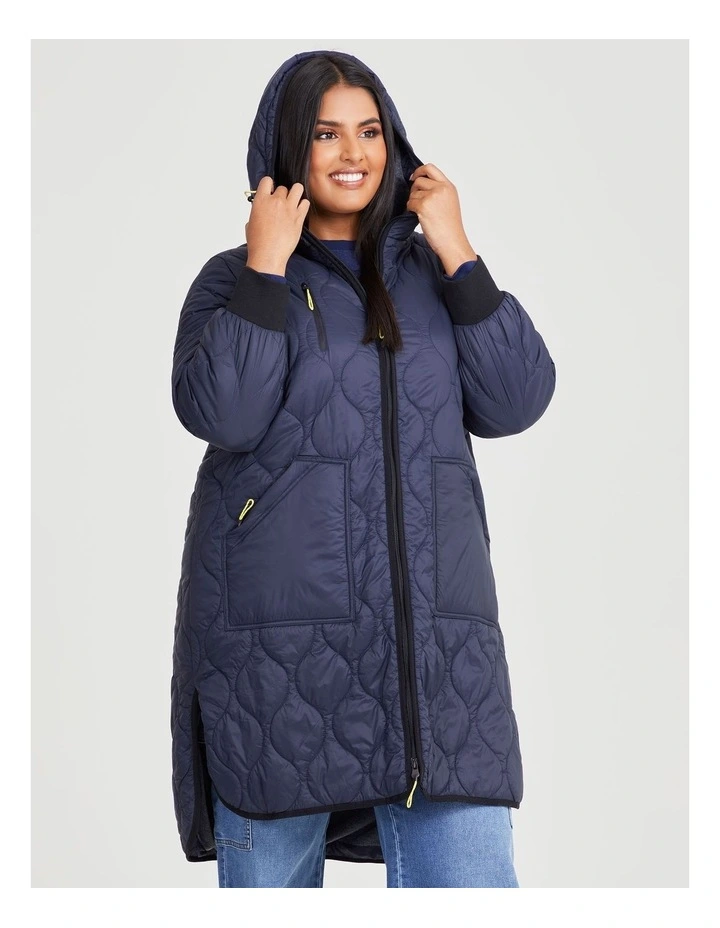 Quilted Puffer Jacket in Navy image 4
