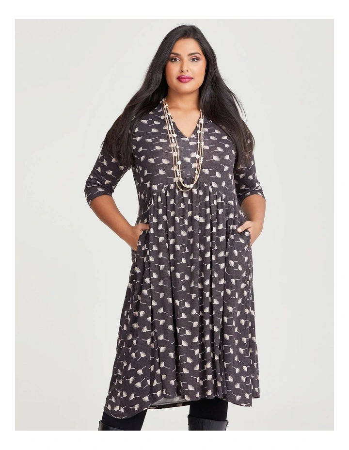 Ditsy Natural V-neck Dress in Print image 3