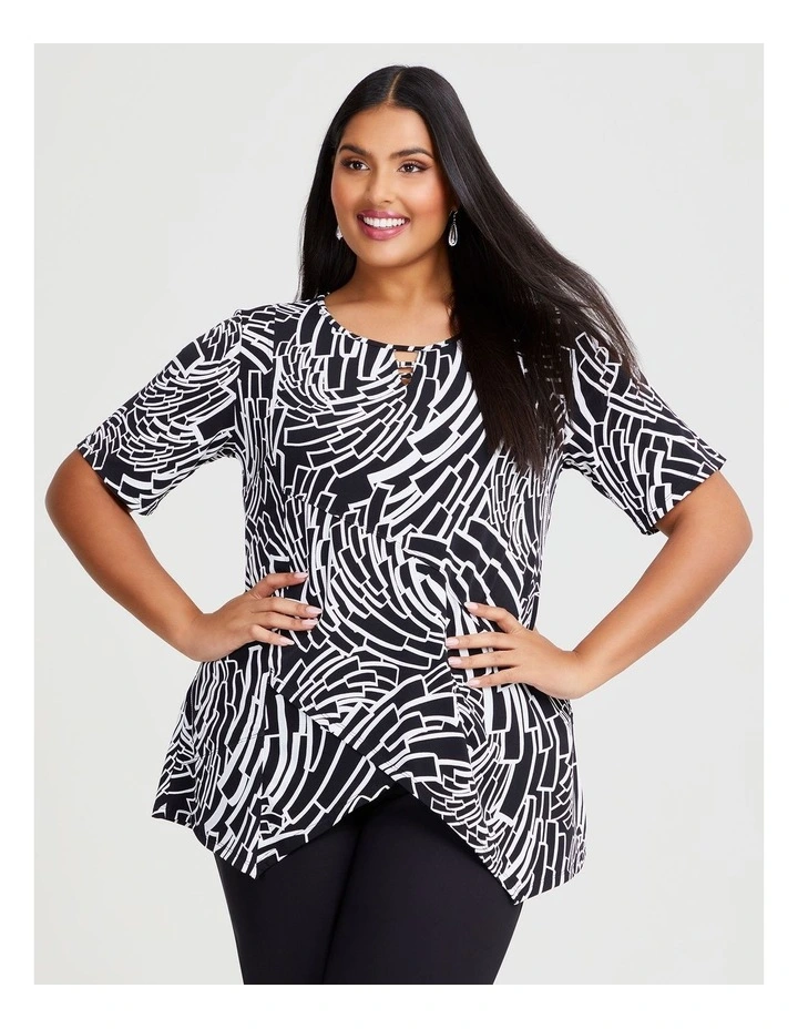 Abstract Luna Panel Top in Black/White Print image 1
