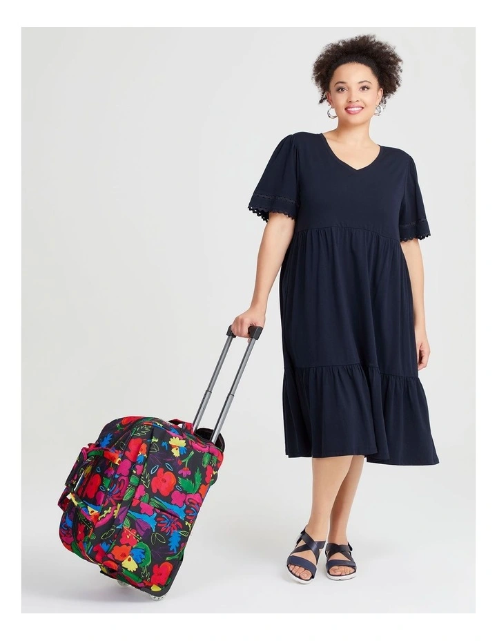 Weekender On Wheels Bag in Multi image 7