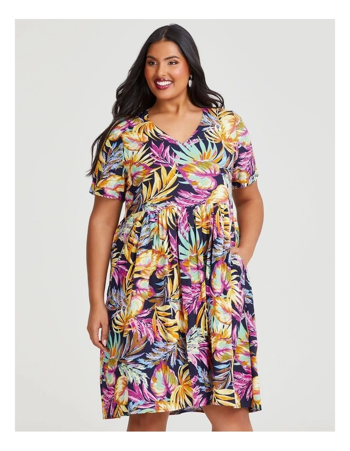 Natural Holiday Pocket Dress in Multi image 3