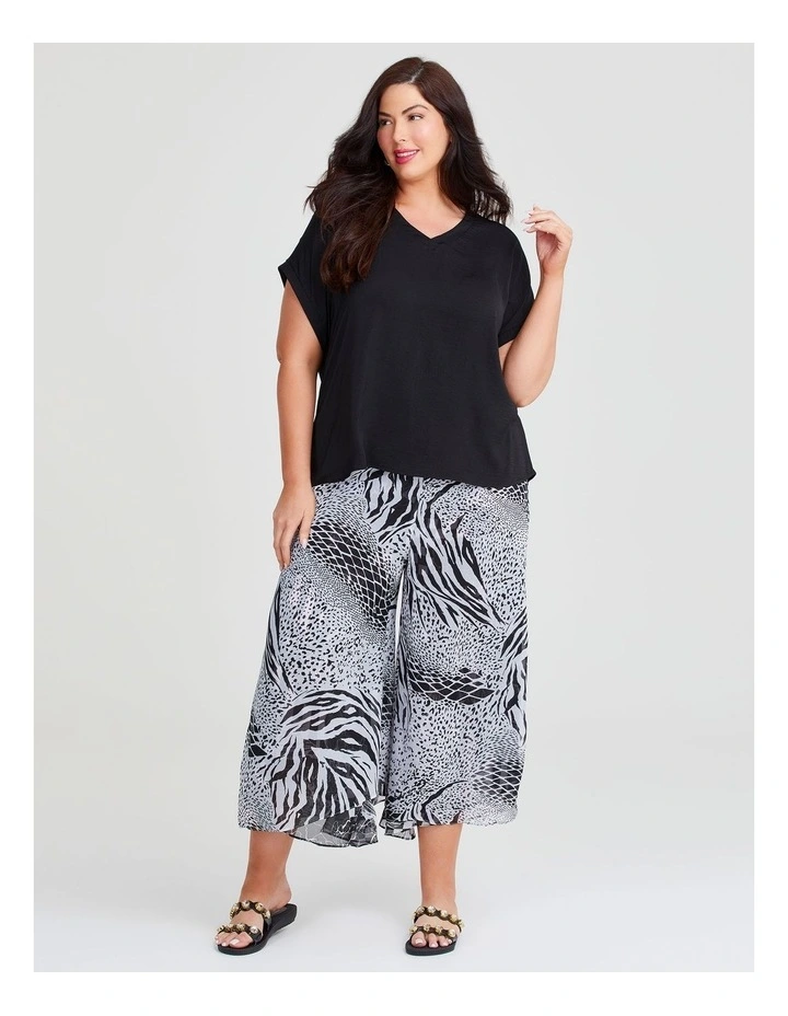 Reversible Travel Palazzo Pant in Black/White image 6