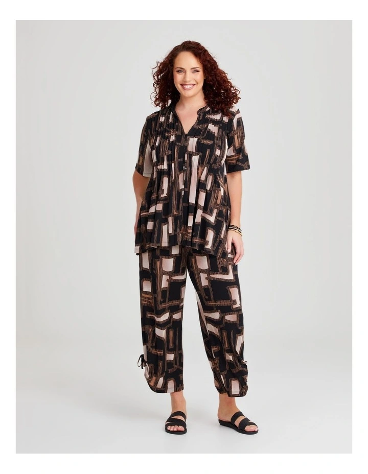 Zoe Zip Neck Pintuck Luna Top in Black/Clay Print image 4