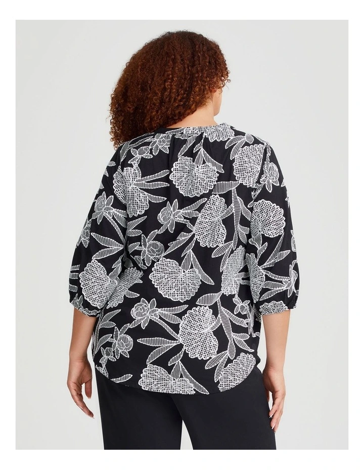 Cotton Handcraft Top in Black/Vanilla image 2