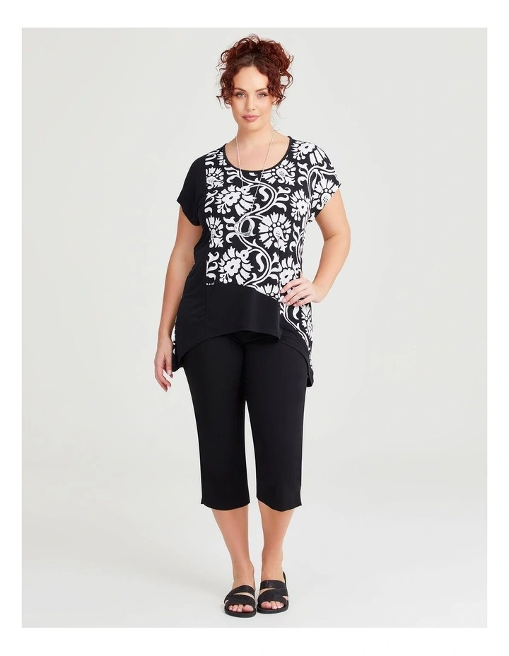 Abstract Print Spliced Top in Black/White image 3