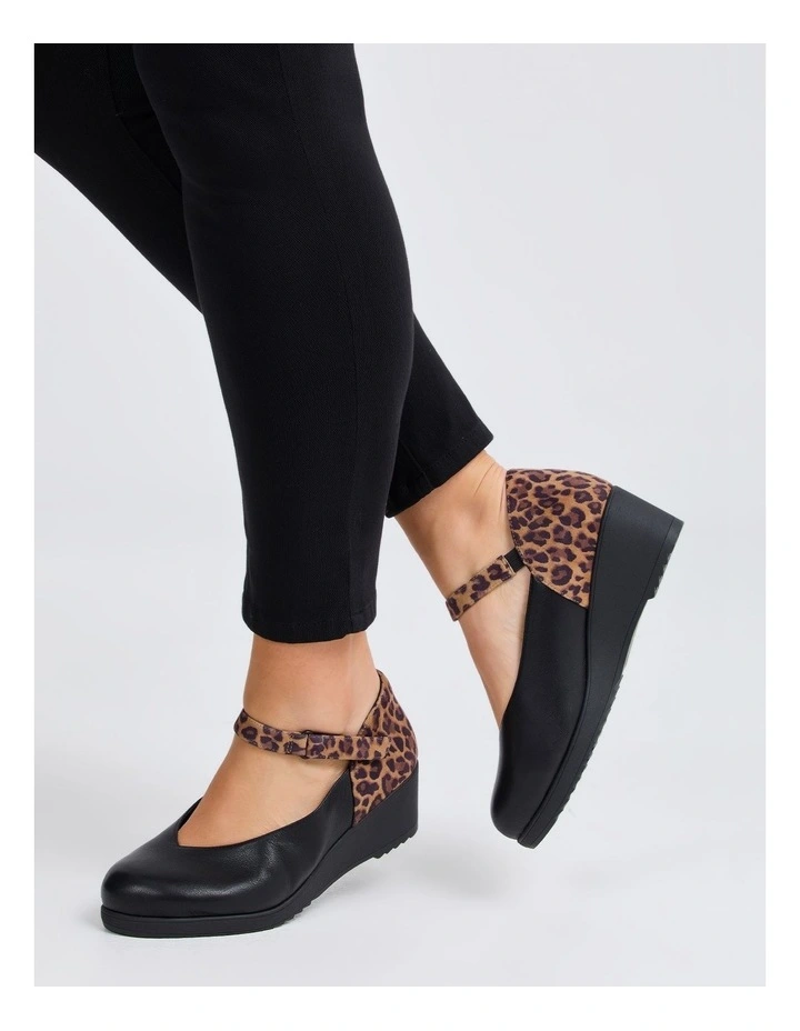 Orthotic Adjustable Court Shoe in Black/Leopard image 5