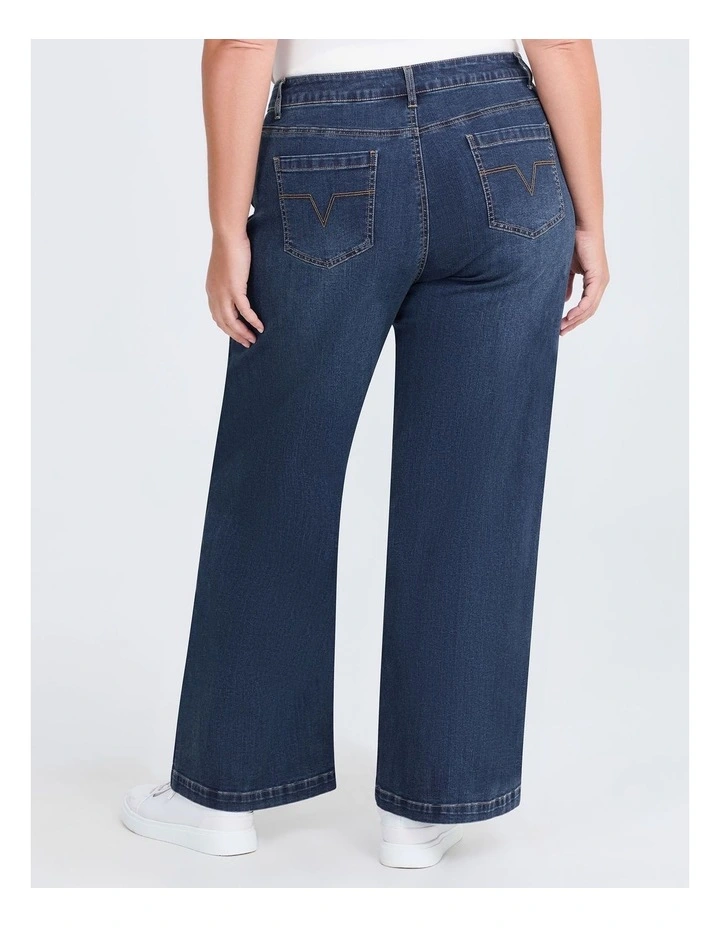 Cotton Seam Detail Stretch Jean in Mid Blue image 2