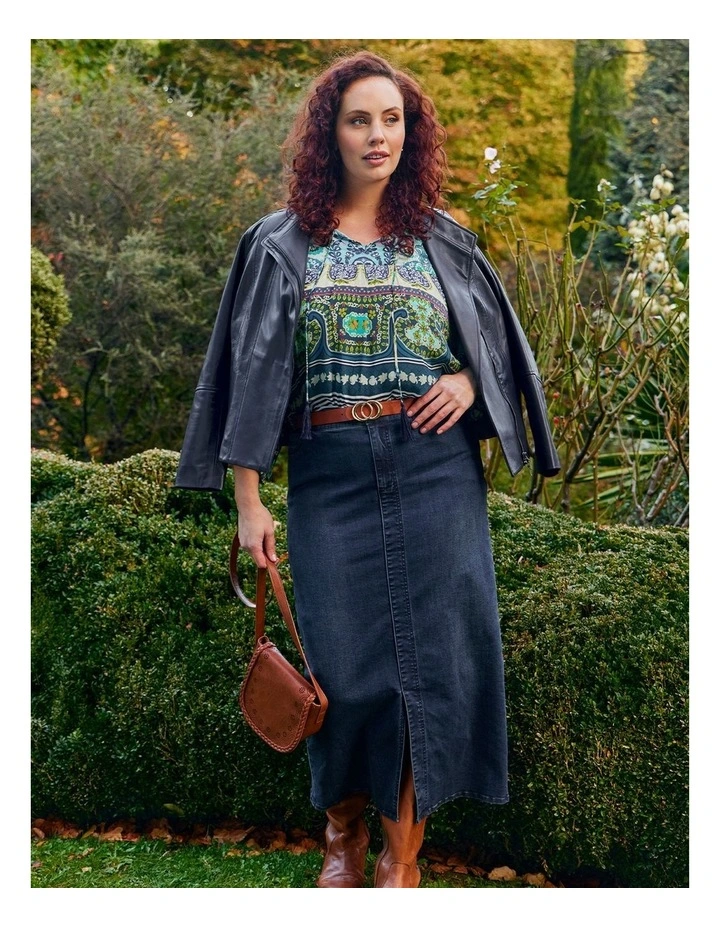 Front Split Denim Skirt in Washed Indigo image 4