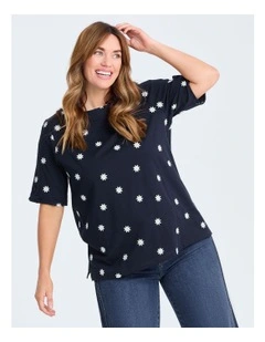 Cotton Embroidery Daisy T-shirt in Navy