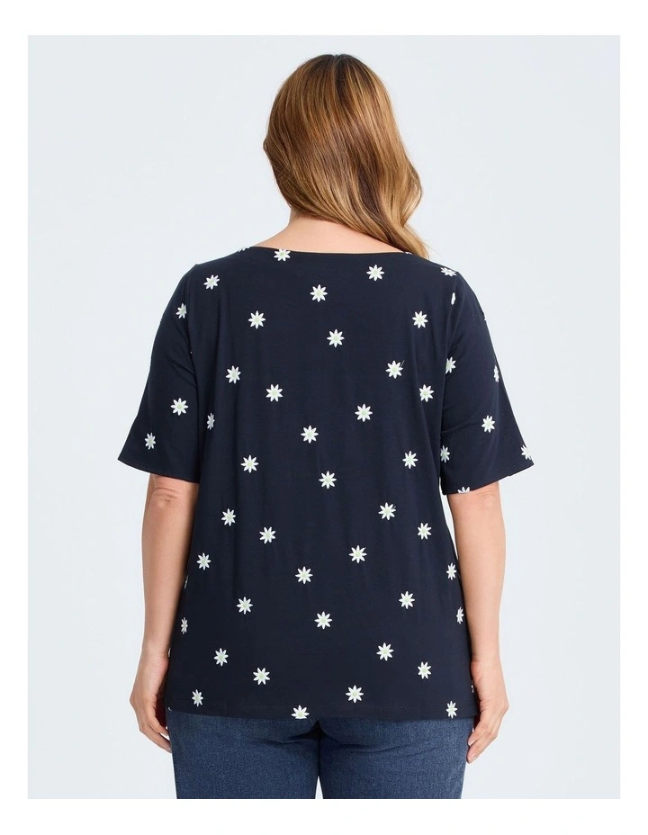 Cotton Embroidery Daisy T-shirt in Navy image 2
