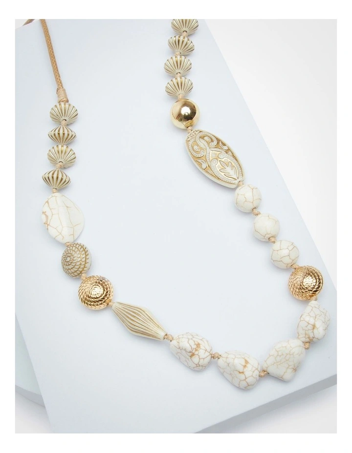 Bead Necklace in Natural image 2